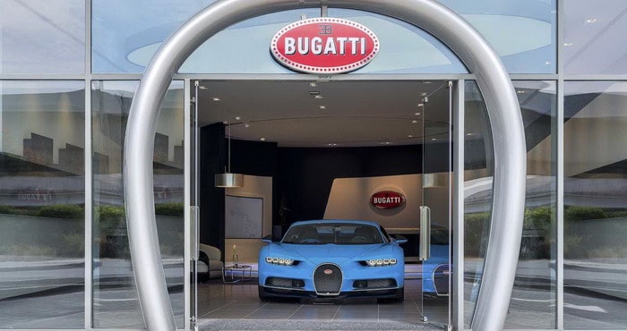 دبي تشهد افتتاح صالة العرض رقم 15 لبوغاتي في العالم