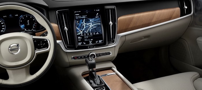 فولفو تضيف نظام الآندرويد أوتو في موديلات 90 Series