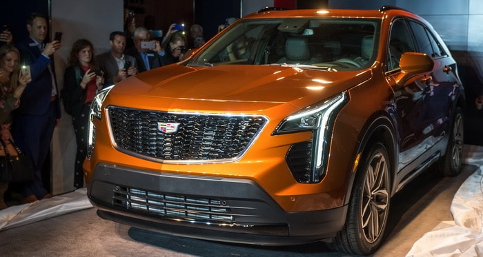 كاديلاك XT4 تعلن نفسها بسعر مناسب ومحرك قوي في نيويورك