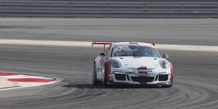 تحدي كأس بورشه الشرق الأوسط يستعد لنهاية الموسم