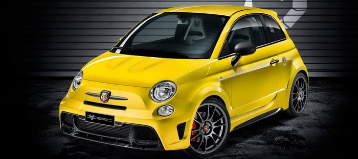 أبارث 695 Biposto Record . . سيارة مدن فائقة بسعر ينافس فوكاس RS و BMW M135i