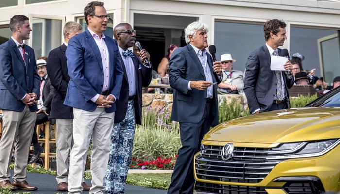 فولكس فاجن تتبرع بسعر آرتيون SEL Premium RLine للأعمال الخيرية