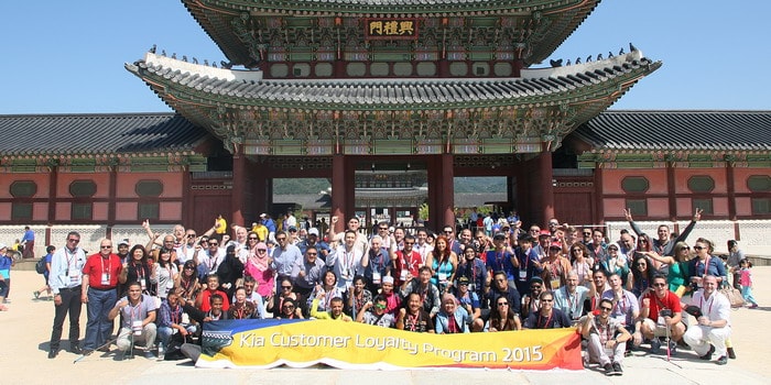 كيا الشرق الأوسط وأفريقيا تكرم عملائها الأوفياء برحلة إلى كوريا