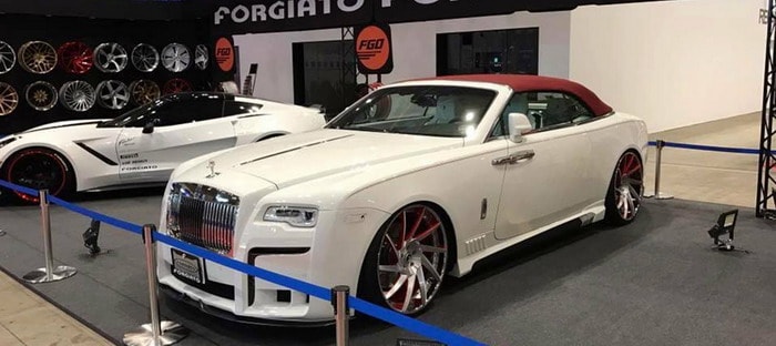 رولزرويس Dawn تستعد لطوكيو أوتو صالون 2017 مع Wald Costume