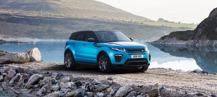 لاندروفر تحتفل بذكري رانج روفر إيفوك بنسخة لاندمارك الخاصة