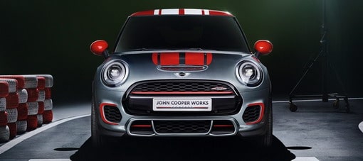ميني كوبر جون كوبر ووركس الجديدة تجلب المتعة بحجم مدمج إلى ديترويت