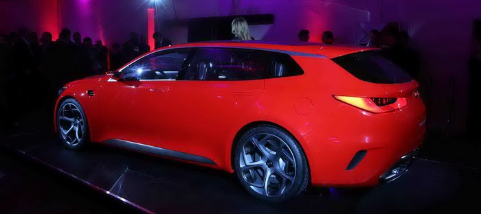 كيا SPORTSPACE التجريبية المثيرة تزين معرض جنيف 2015