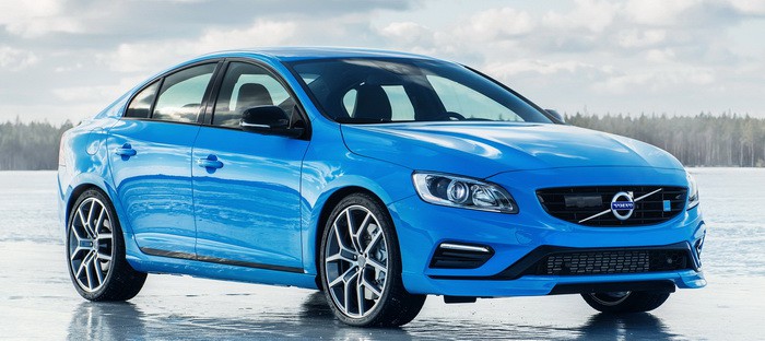 فولفو تطلق دفعة جديدة من موديلات S60 وV60 بولستار