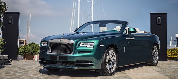 رولزرويس تقدم نسختي Dawn وريث بلمسات زمردية بوحي بورتو سيرفو