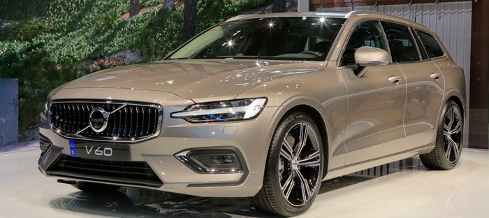 فولفو تطلق سيارتها الجديدة V60 الواجن في جنيف 2018