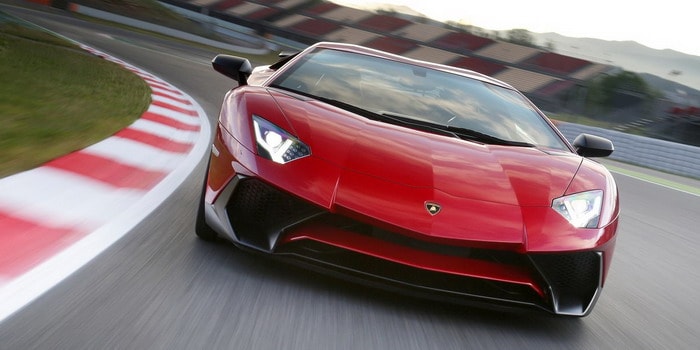 لمبورجيني أفينتادور LP7504 SV 2016 … ثور لمبورجيني الأسرع على الإطلاق