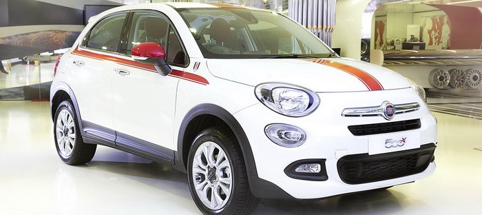 فيات تطلق نسخة محدودة من موديل 500X لجماهير فولهام الانجليزي
