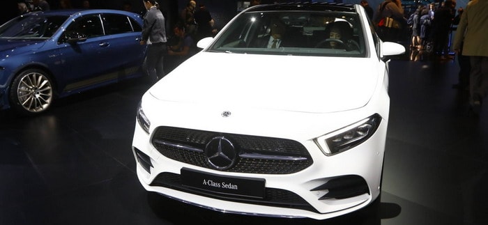 مرسيدس AClass سيدان 2019 تبدو مثيرة تحت أضواء باريس 2018
