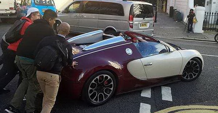 فيديو : موقف محرج لمواطن سعودي تعطلت سيارته بوجاتي فيرون في لندن