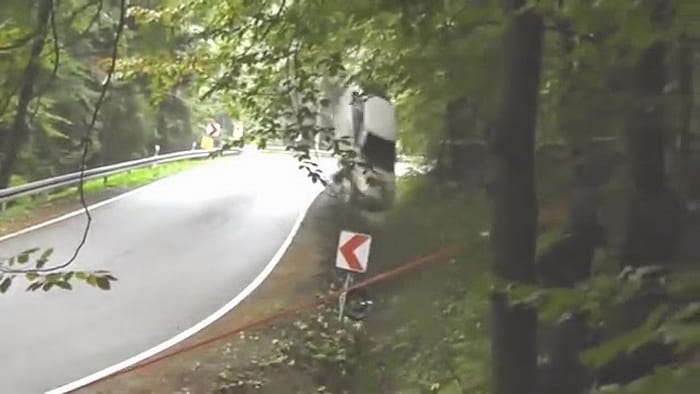 فيديو : لقطات جديد تكشف أسرار تحطم ميتسوبيشي إيفو بشكل لا يصدق !!