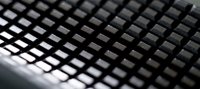 فولفو XC40 القادمة تقدم في صور تشويقية مثيرة