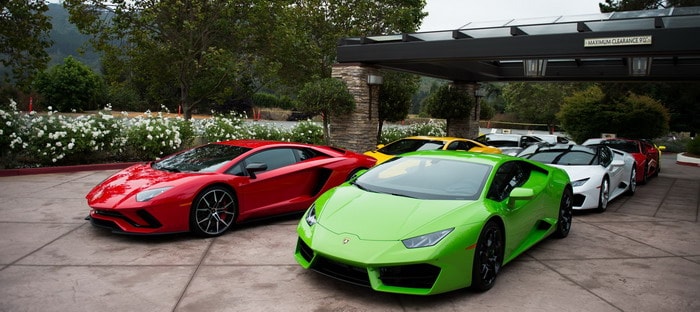 لامبورجيني تسلط الضوء علي تشكيلتها المدهشة في بيبل بيتش