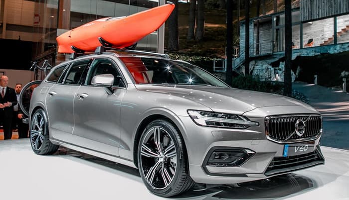 فولفو V60 موديل 2019 . . سيارة واجن سويدية أنيقة بسعر أقل من 40 ألف دولار