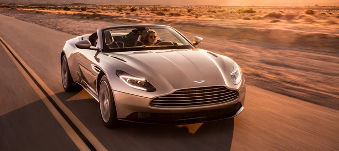 أستون مارتن DB11 فولانتي تنطلق بتصميم مثير ومحرك AMG V8