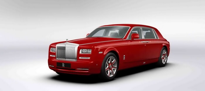 رجل أعمال يشتري 30 سيارة رولزرويس فانتوم خاصة لفندقه الجديد