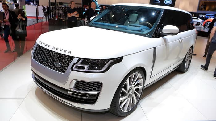 رانج روفر SV Coupe 2019 تصل نيويورك بسعر 295 الف دولار