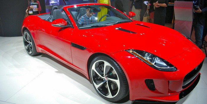 جاجوار FType 2016 تحصل علي ناقل مانيوال بسعر يبدأ من 65.000 دولار