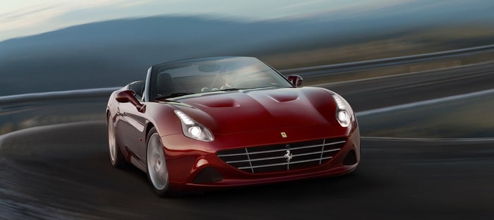 فيراري كاليفورنيا T تتزين وتزداد إثارة بباقة HS الخاصة من أجل جنيف
