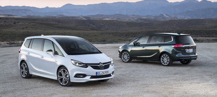 أوبل تقدم زافيرا تورر 2017 المحسنة في أوروبا بملامح أسترا