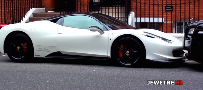 فيديو : رولزرويس جوست تصدم فيراري 458 معدلة في لندن عن عمد