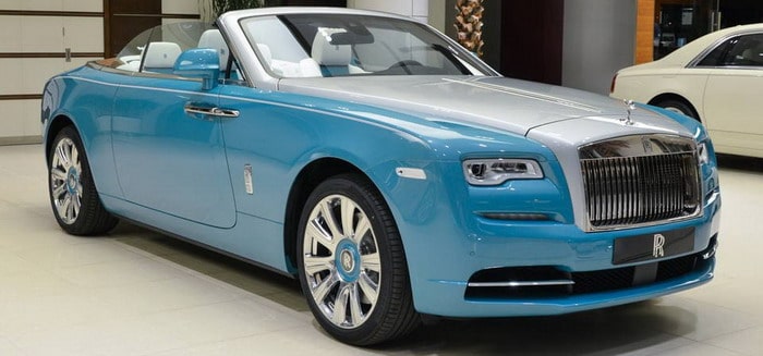 رولزرويس دون باللون الفيروزى والفضي تظهر في أبوظبي