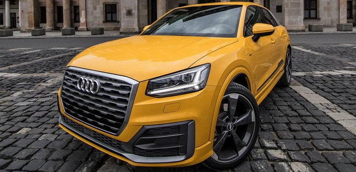 أودي Q2 SLine . . تبدو رائعة مع ظلال وراسو القديمة