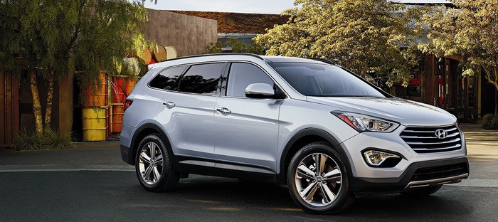 هيونداي سانتافي 2015 تندفع رسمياً بتحديثات في التجهيزات والتصميم