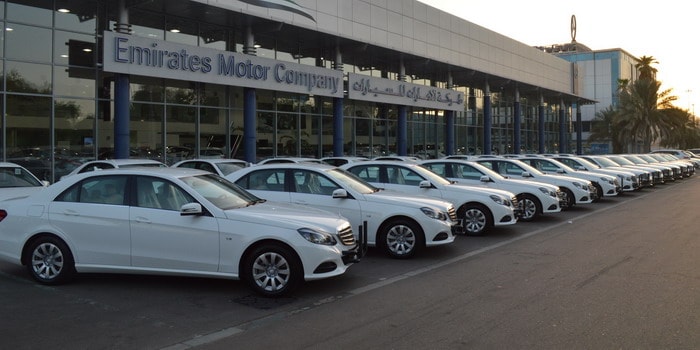 مرسيدسبنز EClass تنضم الى شرطة أبو ظبي