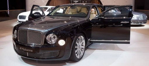 بنتلي تكشف عن نسخة شاهين الخاصة من مولسان بمعرض دبي