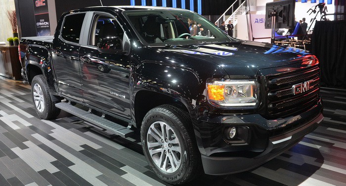 GMC كانيون Nightfall Edition 2015 تغري المشترين في ديترويت 2015