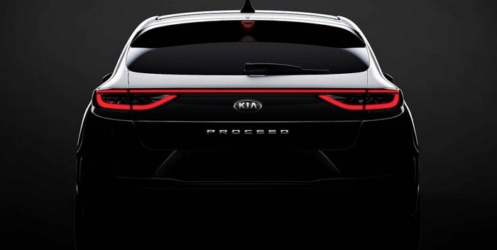 كيا بروسييد تظهر الجزء الخلفي الأنيق في أول صور تشويقية لها