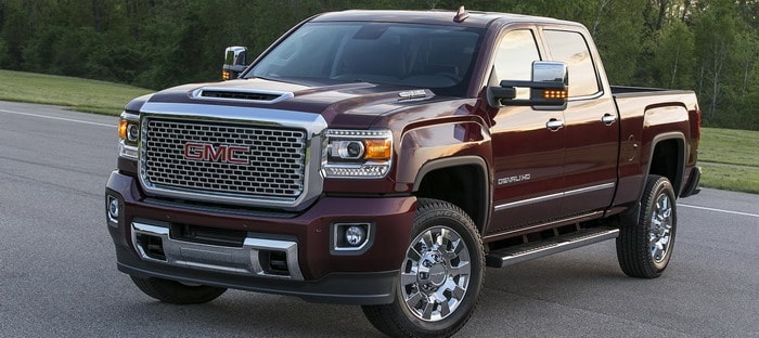 GMC سييرا دينالي HD 2017 تخرج في صور تشويقية بغطاء محرك خاص