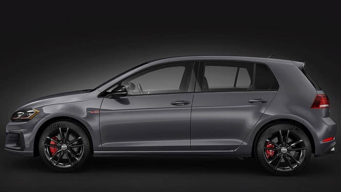 فولكس فاجن GTI Rabbit Edition تقفز الي عالم الهاتشباك الساخن بلمسات سوداء خاصة