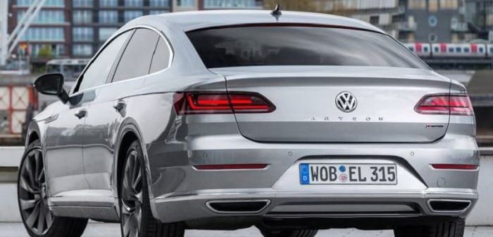 سعودية تشتري أول سيارة فولكس فاجن أرتيون في السعودية