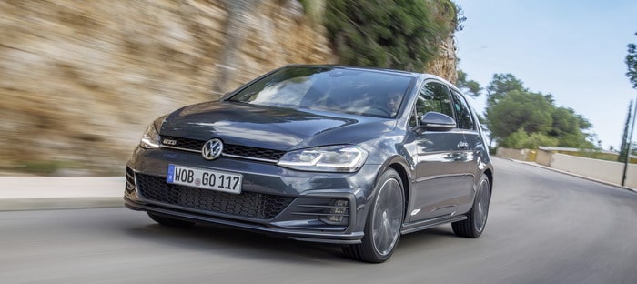 فولكس فاجن جولف GTD و GTD Variant 2017 يقدمان في صور جديدة