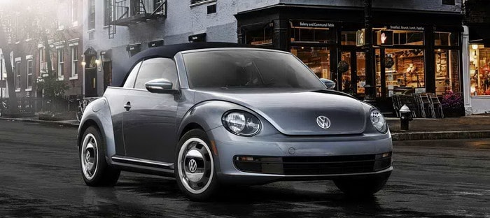فولكس فاجن بيتل Convertible Denim الخاصة تنطلق بسعر 25.995 دولار