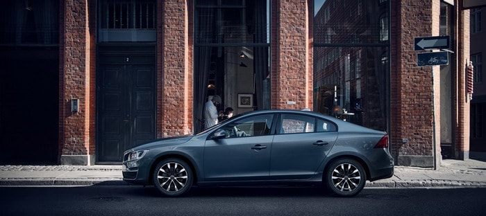 فولفو تضيف باقة Lux upgrade لنسخ Business Edition من موديلي S60 وV60