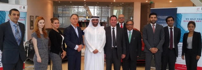 أستون مارتن تتعاون مع الحيل الاماراتية لتوفير حلول تمويلية لراغبي شراء سياراتها