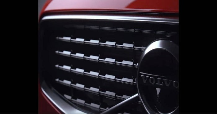 فولفو تستعرض واجهة S60 الجديدة في صور تشويقية