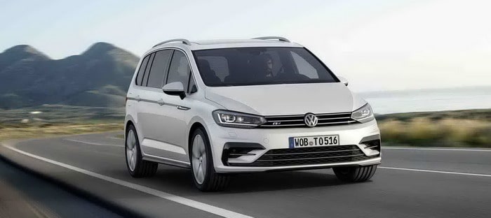 فولكس فاجن توران تتجمل بباقة RLine الرياضية في الداخل والخارج