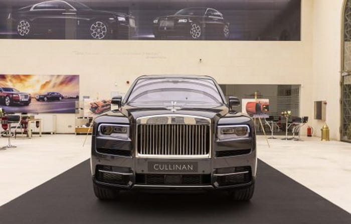 رولزرويس كولينان تدخل السوق السعودي وتعرض لنخبة من العملاء