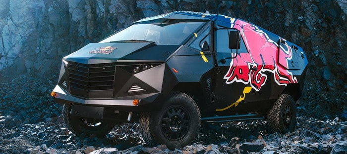 ريد بل تقدم شاحنة لاندروفر ديفندر 130 معدلة بوحي طائرةF22 Raptor الحربية