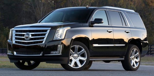 تراجع سعر كاديلاك إسكاليد موديل 2016 بقيمة 10000 دولار لمنافسة لينكولن نافيجاتور