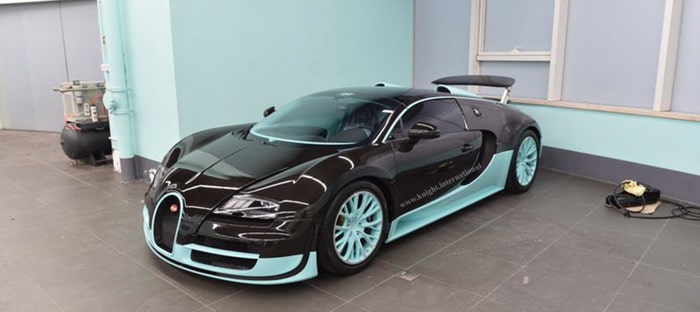 بوجاتي فيرون تيفاني ايديشن الوحيدة من نوعها لم تقطع ميل واحد