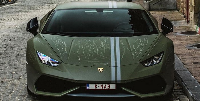 لامبورجيني هوراكان Avio نادرة تخرب عن طريق الخدش بمفتاح